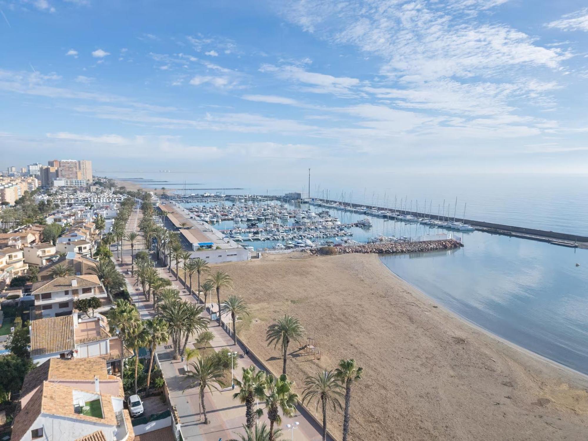 Playa Pobla De Farnals Las Canteras (Valencia)